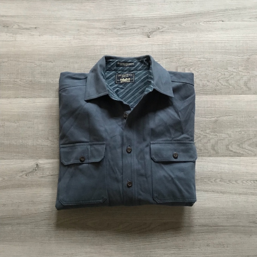 Levi’s Blue Long-sleeve Button Down Shirt